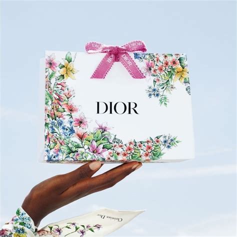 dior bag valentine's day|Dior Valentine's Day Gifts .